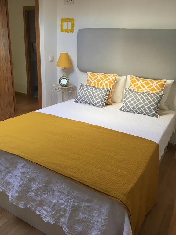 Shabby Chic Bairro Alto 3 Apartment ลิสบอน ภายนอก รูปภาพ
